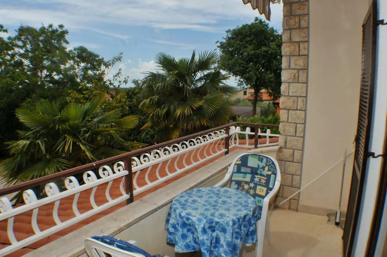 Hotel Haus Liliana Tar-Vabriga 3*,