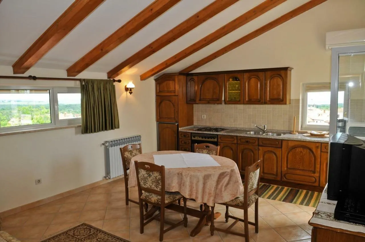 Hotel Haus Liliana Tar-Vabriga Gasthof