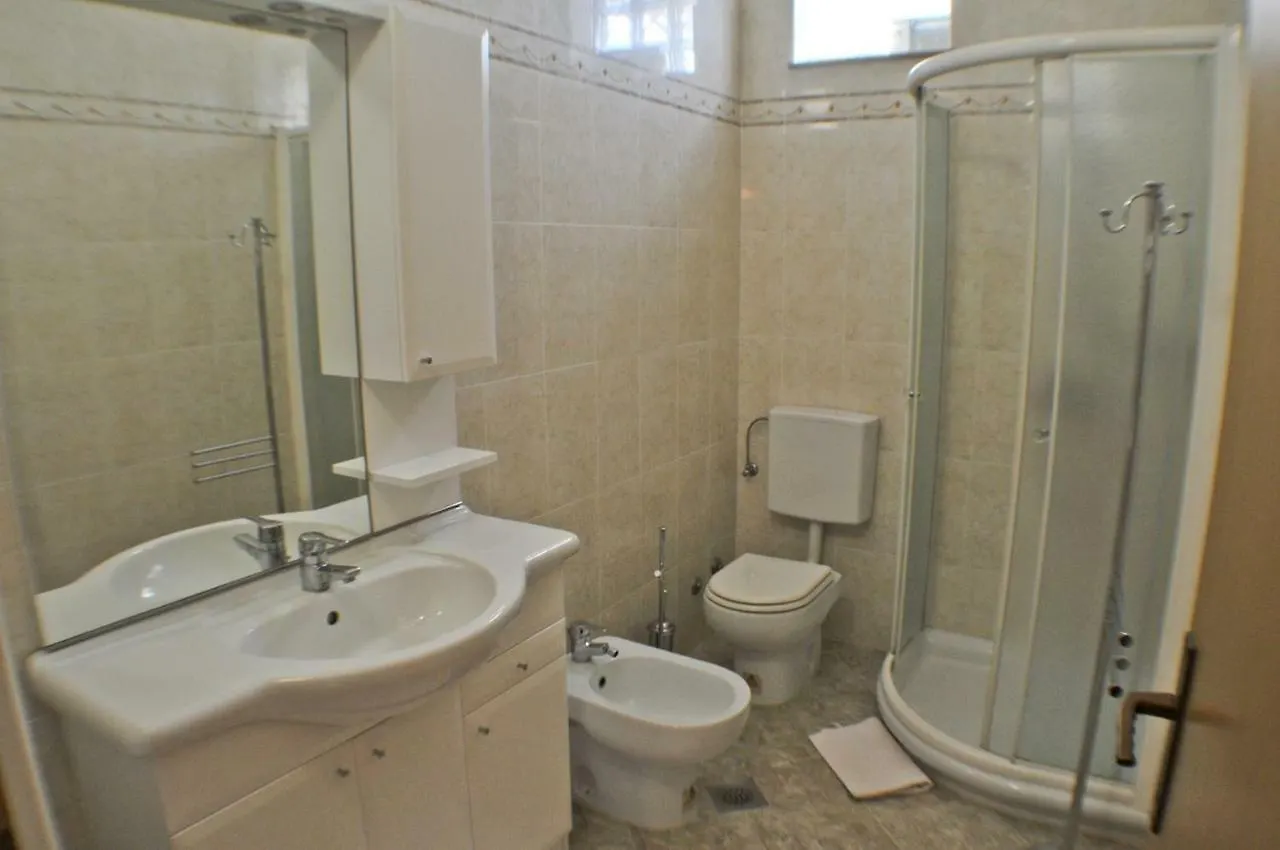 Hotel Haus Liliana Tar-Vabriga Kroatien