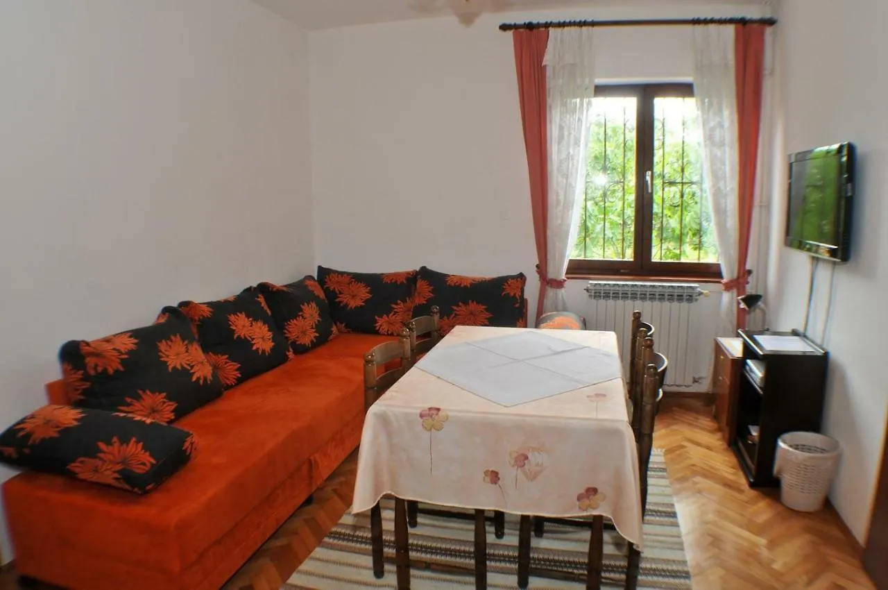Hotel Haus Liliana Tar-Vabriga