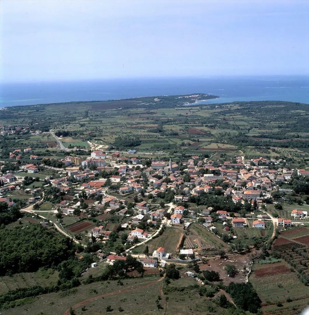Gasthof Hotel Haus Liliana Tar-Vabriga